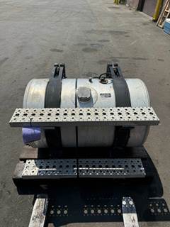 Freightliner M2 Fuel Tank