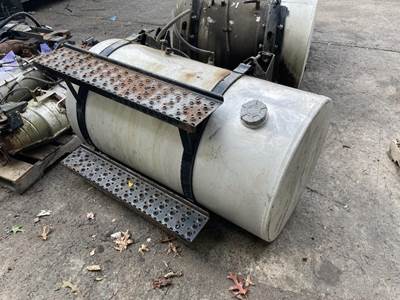 International 8600 Left Fuel Tank