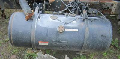 UD UD1400 Right Fuel Tank for a Ud Truck UD1400