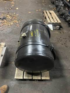 UD UD2600 Left Fuel Tank for a Ud Truck UD2600