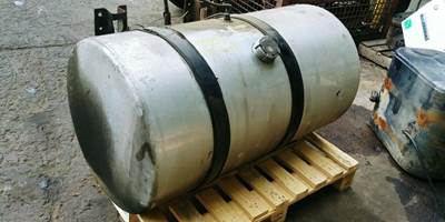 Volvo VNL Left Fuel Tank