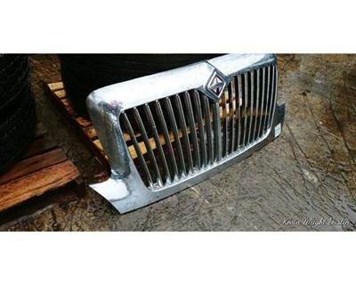 International 4000 Series Grille, Part # 3551015C94 / 3551015C99
