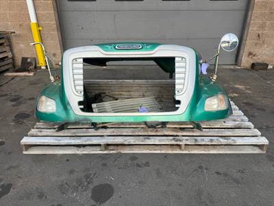 Freightliner M2 Hood