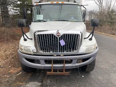 International DuraStar 4300 Hood