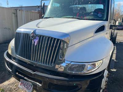 International DuraStar 4300 Hood