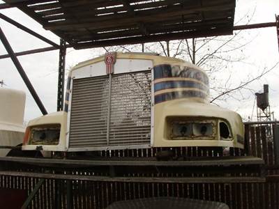 Kenworth T600A Hood