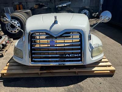 Mack CXU Hood