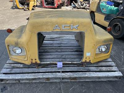 Mack DM690S Hood