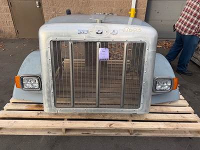 Peterbilt 357 Hood