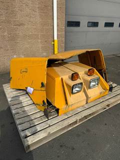 WhiteGMC Autocar Hood for a Whitegmc AUTOCAR ACL64