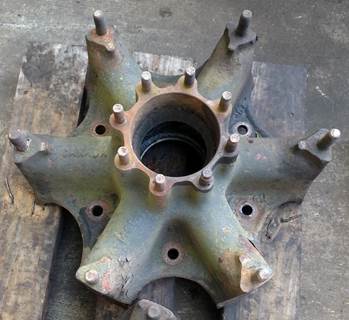 22" 6 SPOKE REAR HUB
OEM# 14396
