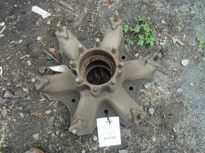 22" MACK 6 SPOKE HUB