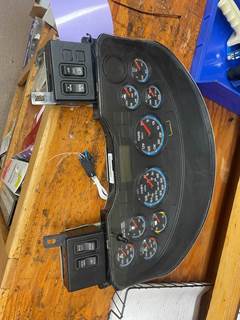 International DuraStar 4300 Instrument Panel Cluster