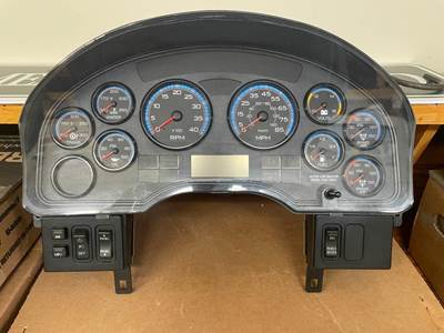 International DuraStar 4400 Instrument Panel Cluster
