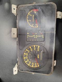 GM / ISUZU GAGE CLUSTER