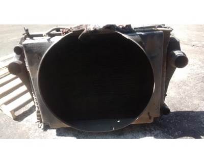 Ford LTA9000 Radiator for a Ford LTA9000 AERO MAX 106