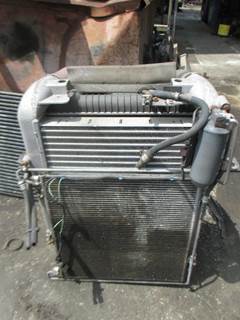 Mack MV222 Radiator