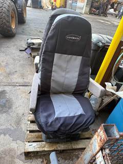 Freightliner Cascadia Right Seat