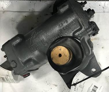 TRW/ROSS HFB64032 Steering Gear / Rack for a International