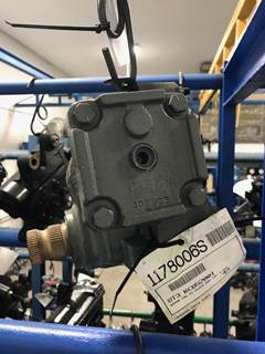 TRW/ROSS RCB52001 Steering Gear / Rack for a International