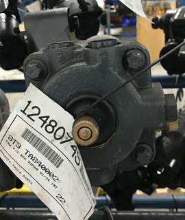 TRW/ROSS TAS40002 Steering Gear / Rack for a International