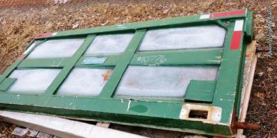 Good Used Everest Aluminum Tailgate 

Measures 85.5" Wide And 38" High