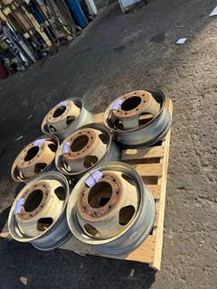 GMC Sierra Tire & Rim