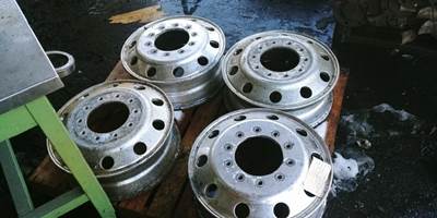 Sold As Set Of Four (4)
2 Polished Inside = 40018AIP
2 Polished Outside =