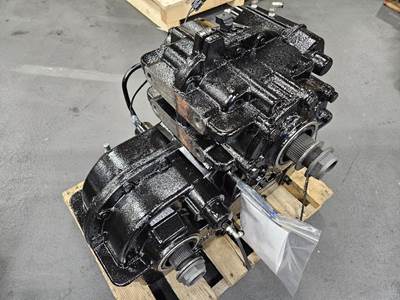 Meritor MTC4210XL Transfer Case Assembly for a Freightliner