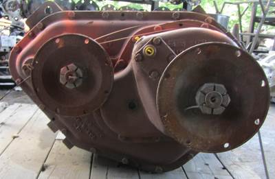 Rockwell T-138 Transfer Case Assembly for a CAT D250E