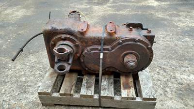 Spicer 738A Transfer Case Assembly for a International