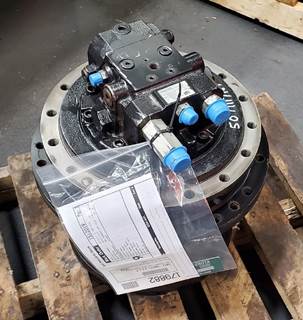 Caterpillar 5071117 Transmission for a CAT 311D