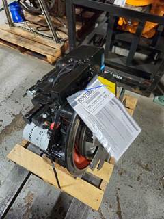 Dana 1106T12366-100 Transmission for a Gehl RS5