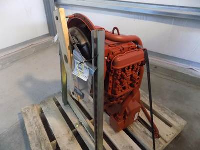 ZF 4651006014 Transmission for a Fiat-Allis FG65C