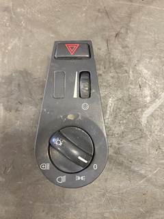 Volvo HEADLIGHT Switch