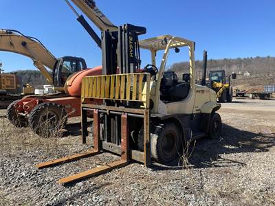 Hyster H155FT Pneumatic Tire Forklift