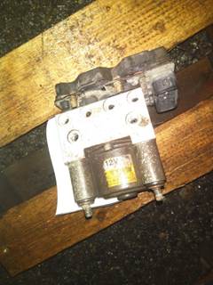 Chevrolet W4500 ABS Control Module