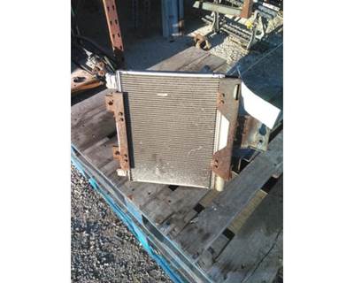 Freightliner Cascadia 125 A/C Condenser