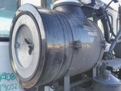 Autocar ACXXPEDITOR Left Air Cleaner / Air Filter Housing