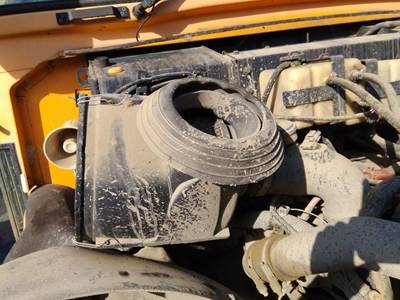 Blue Bird BB Conventional Air Cleaner / Air Filter Housing