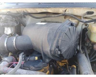 Ford F-650 Left Air Cleaner / Air Filter Housing for a Ford F650SD (SUPER DUTY)