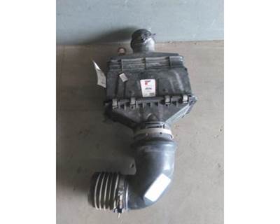 Ford F-650 Air Cleaner / Air Filter Housing for a Ford F650SD (SUPER DUTY)