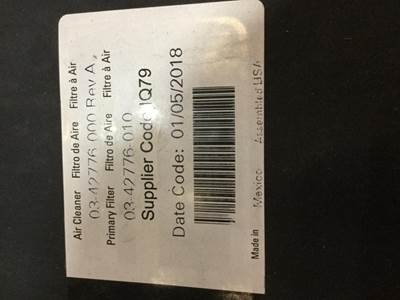 Freightliner Cascadia 116 Air Cleaner / Air Filter Housing