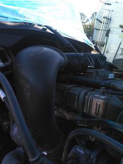 Freightliner Cascadia 125 Air Cleaner / Air Filter Housing