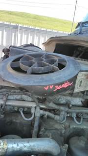 Freightliner Cascadia 125 Air Cleaner / Air Filter Housing