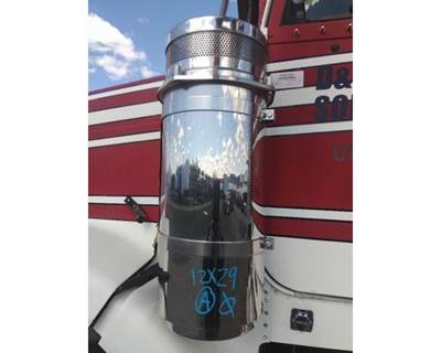 Freightliner FLD120SD Left Air Cleaner / Air Filter Housing for a Freightliner FLD120 SD