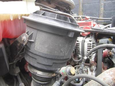 Freightliner M2 106 Right Air Cleaner / Air Filter Housing