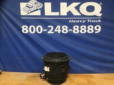 Freightliner M2 106 Air Cleaner / Air Filter Housing