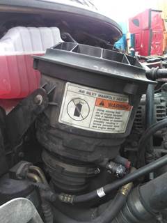 Freightliner M2 106 Air Cleaner / Air Filter Housing