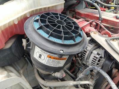 Freightliner M2 106 Air Cleaner / Air Filter Housing